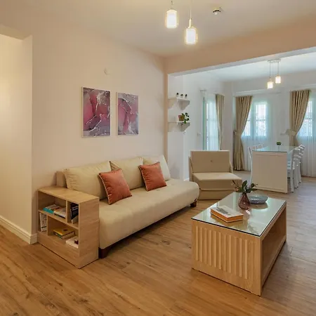 Cigdem'inn Apartment Sigacik